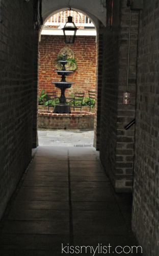 new orleans courtyard