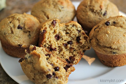 chocolate chip banana muffins